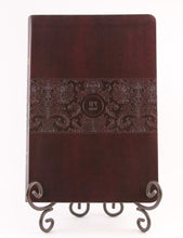 Load image into Gallery viewer, The Passion Translation (TPT): New Testament with Psalms, Proverbs, and Song of Songs - 2nd edition, large print, imitation leather